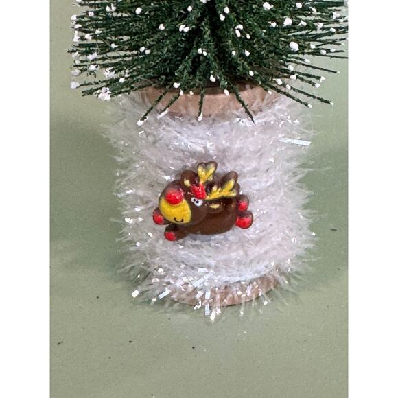 Handcrafted Bottle Brush Tree on Decorated Thread Spool Holiday Décor SPT7 - Picture 2 of 4